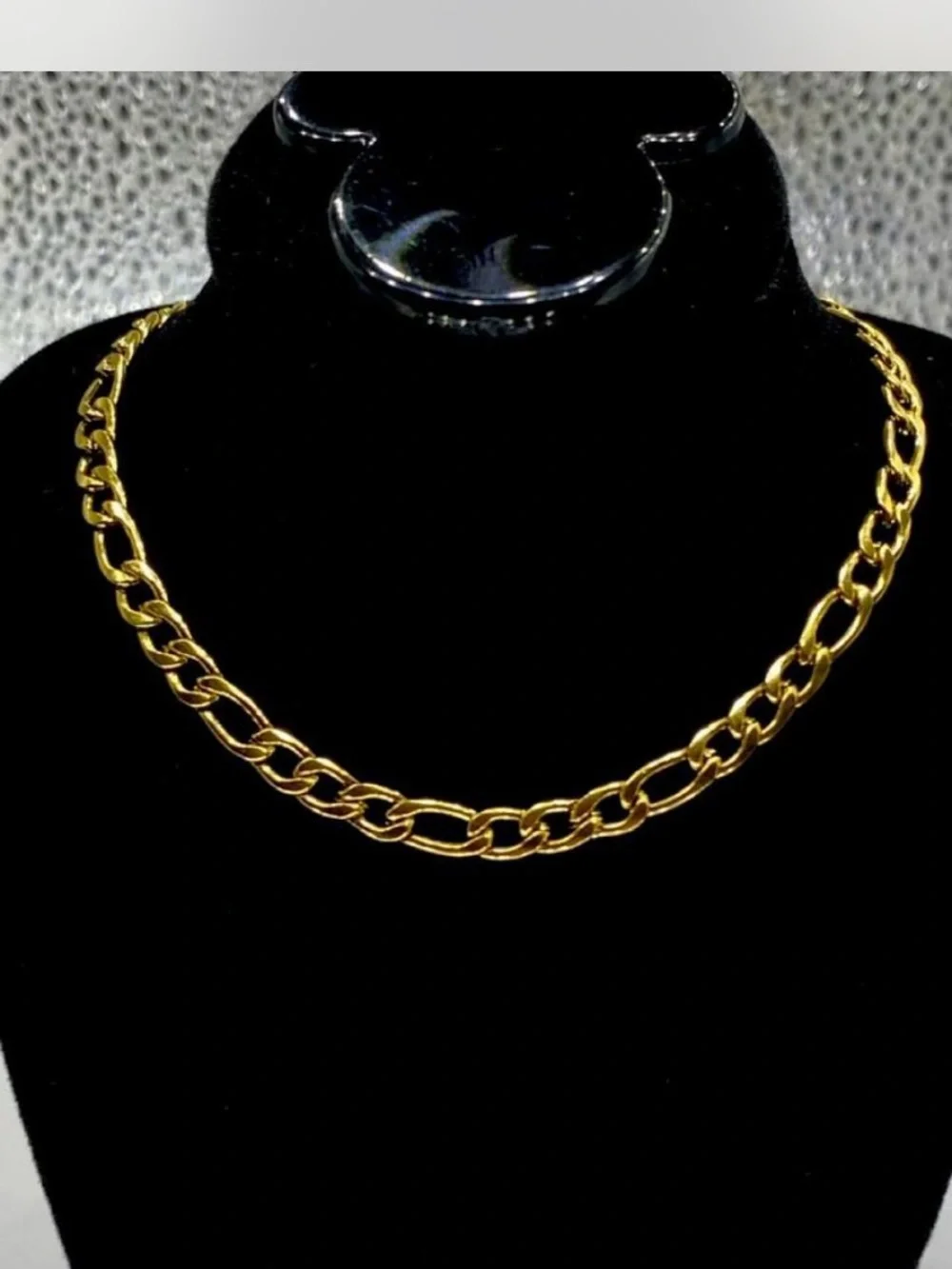 Ladies *** Gold tone  *** Figueroa *** Chain Link Necklace   ^^^